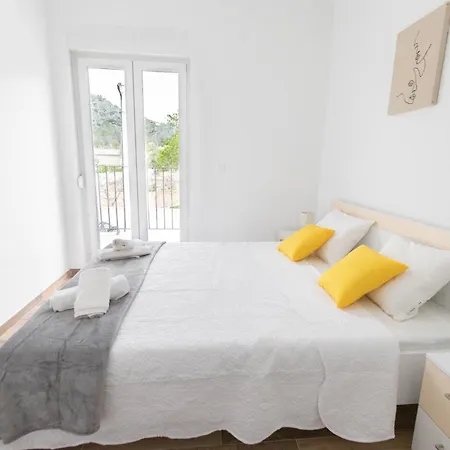 Villa House Bartulovic -lucia With Sea View Ston