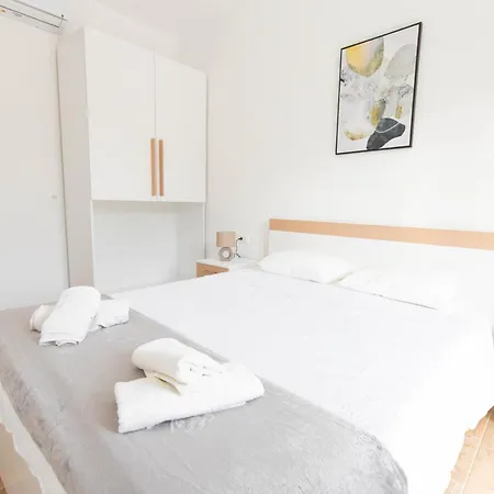 Villa House Bartulovic -lucia With Sea View *